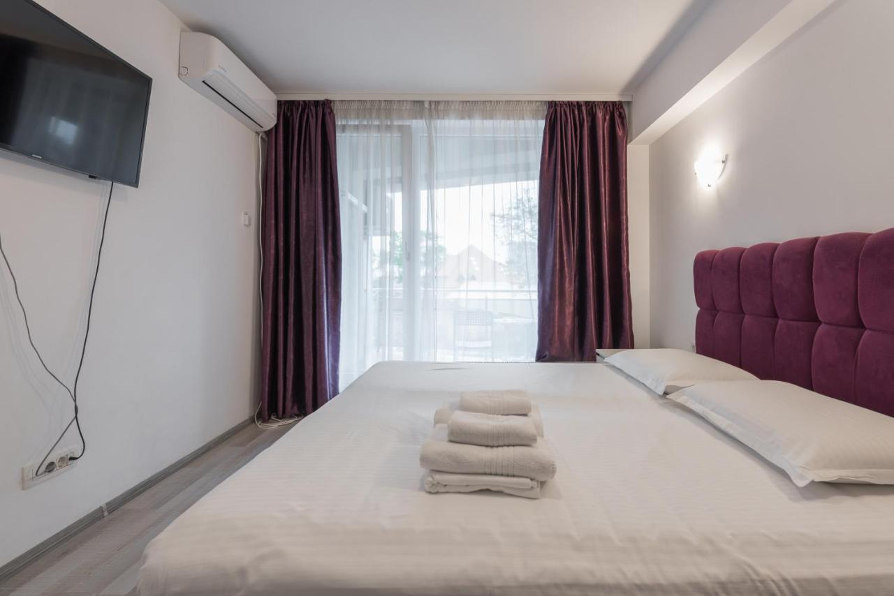 Royal Accommodation บูคาเรสต์ ภายนอก รูปภาพ